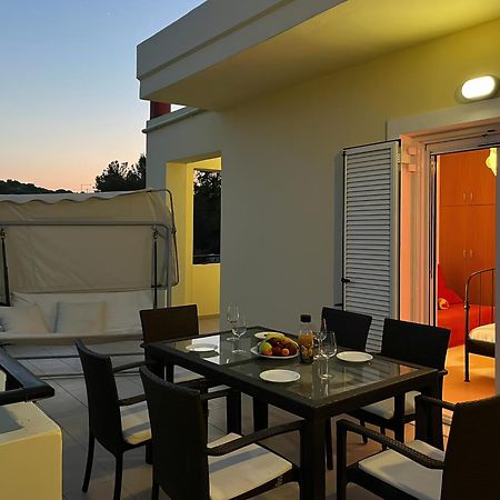 Souda Bay View With Private Pool Near Chania City Екстериор снимка