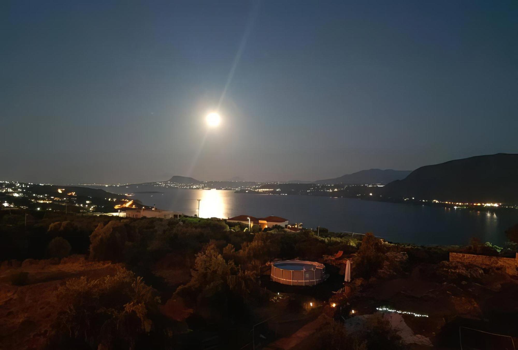 Souda Bay View With Private Pool Near Chania City Екстериор снимка