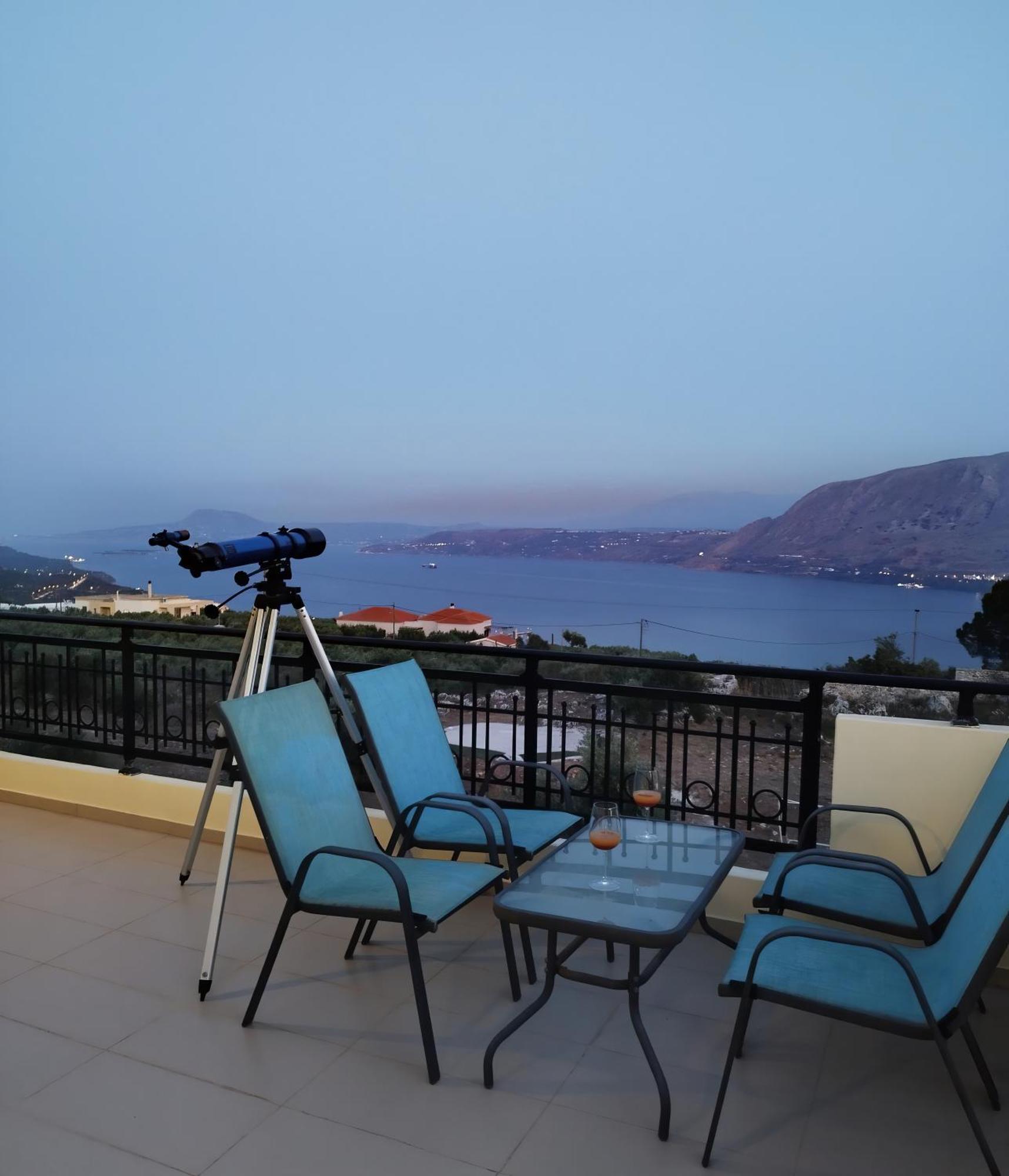 Souda Bay View With Private Pool Near Chania City Екстериор снимка